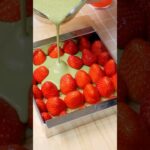 いつも素敵なスイーツレシピ動画を作られている『みなほさん』 @tk.mnh の「いちごと抹茶のコンボ」レシピをマネさせてもらいました！ #簡単レシピ #料理 #おうちカフェ #スイーツ #レシピ