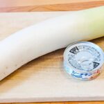 【無限大根サラダ】大根を切って和えるだけの簡単レシピ!作り置き・お弁当のおかずにもピッタリ♪箸が止まらない美味しい副菜の作り方